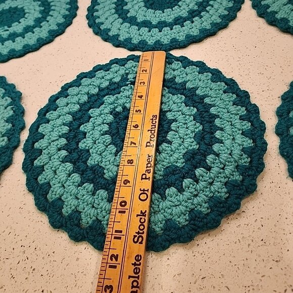 Vintage Crochet Round Placemats Blue Aqua Set Of 7 12" - Picture 3 of 4